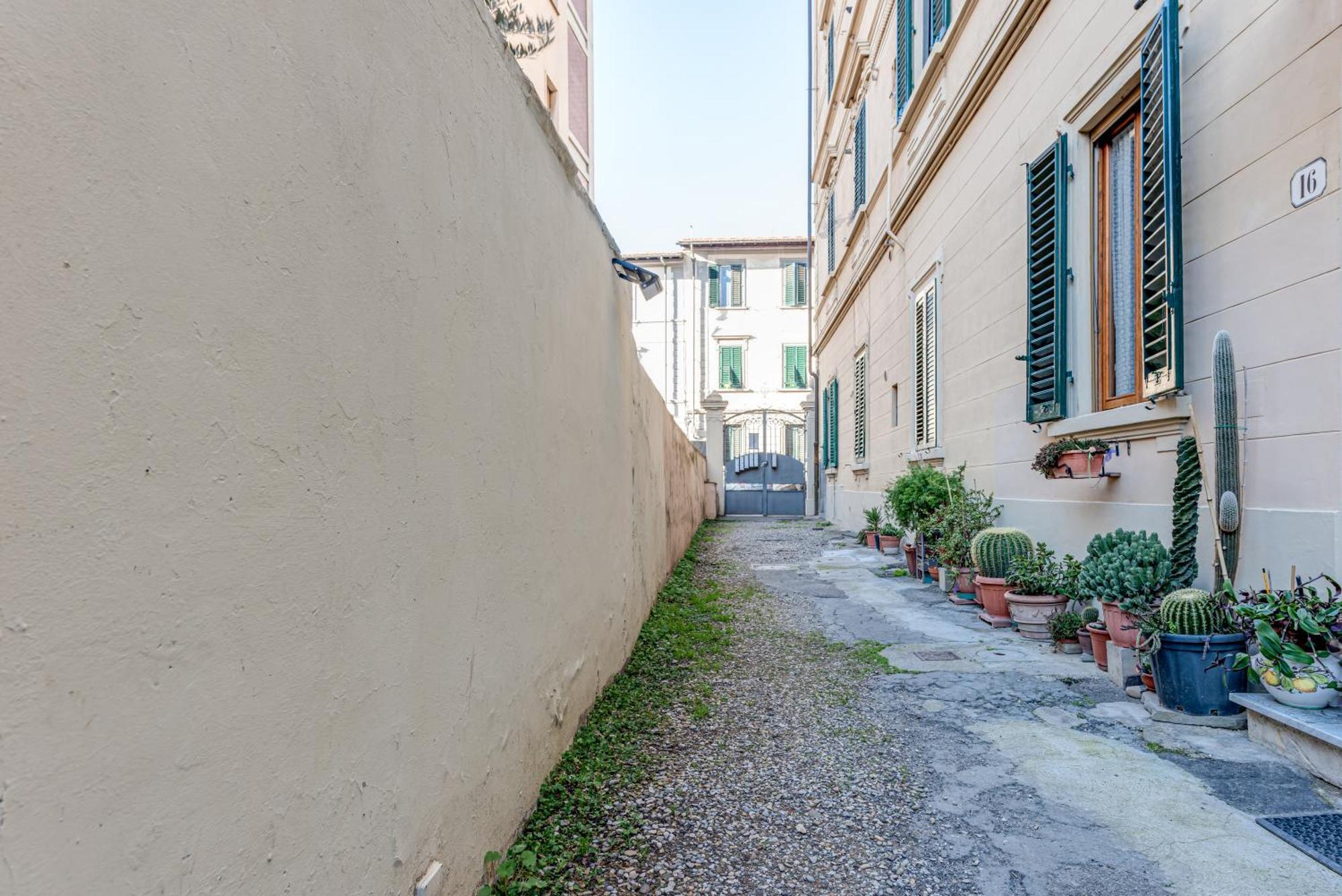 Garden House - Sweet Dreams In * Florencia